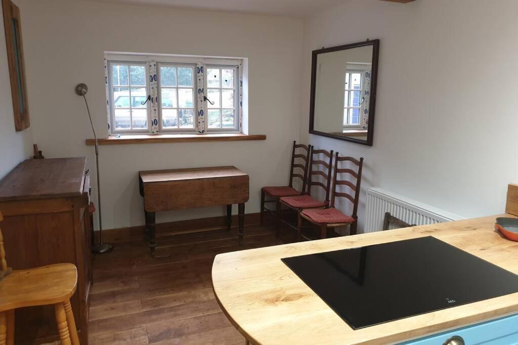 Traditional Coach House In Rural Private Estate. Yeovil Dış mekan fotoğraf